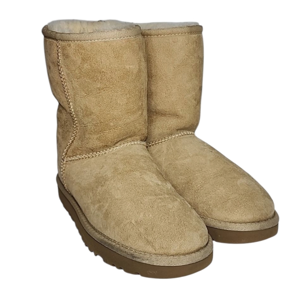 UGG Women's Classic Short II Boots Color Mustard Seed Size 5 Style 1016223